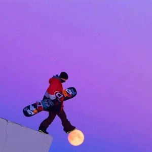 Snowboarder